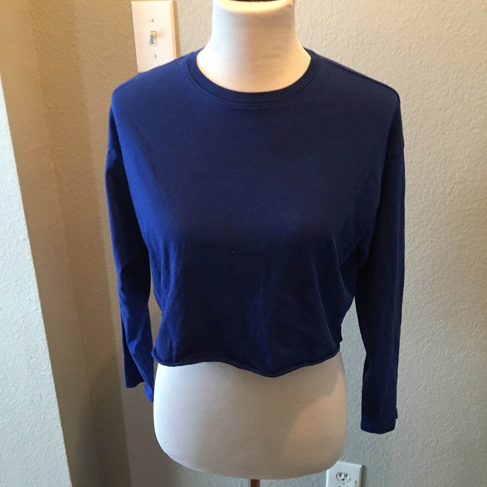 Small  royal blue long sleeve T-shirt